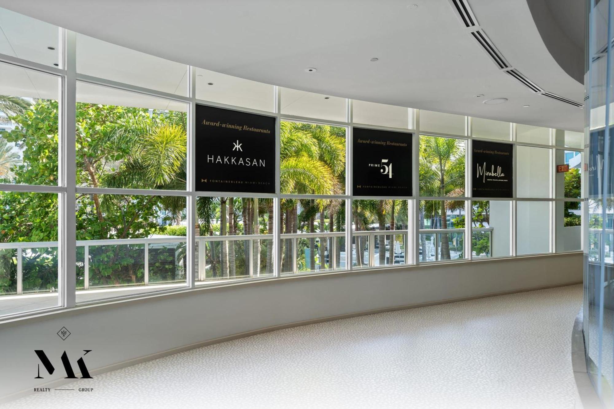 Fontainebleau Resort Balcony W Ocean And City View Miami Beach Exterior photo